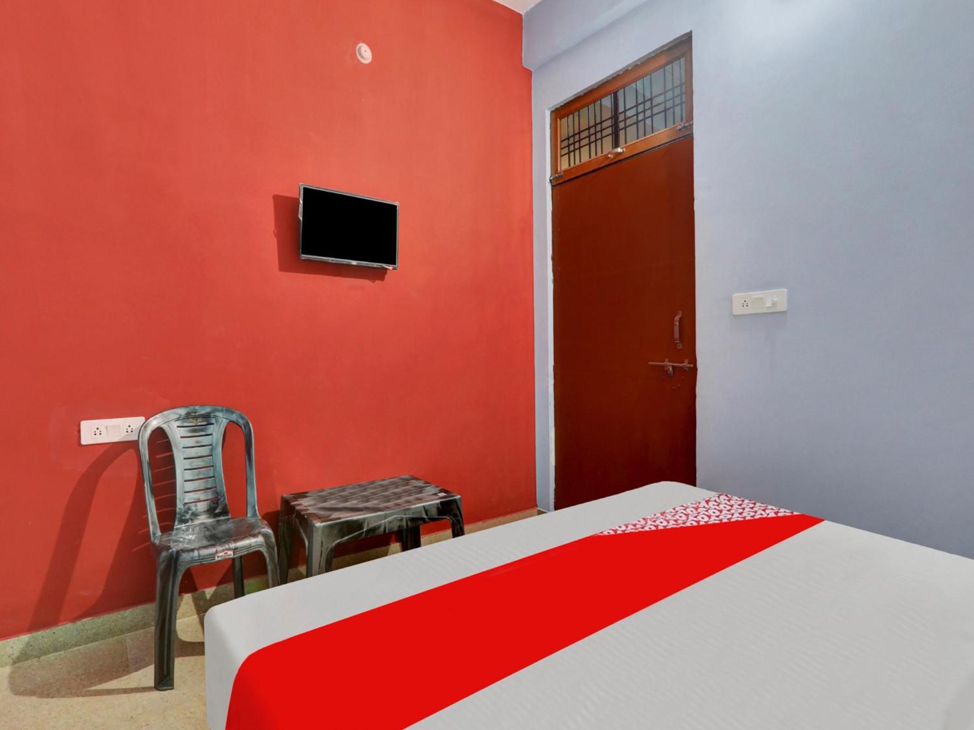 Hotel O Aradhya Galaxy Bhauli Exterior foto